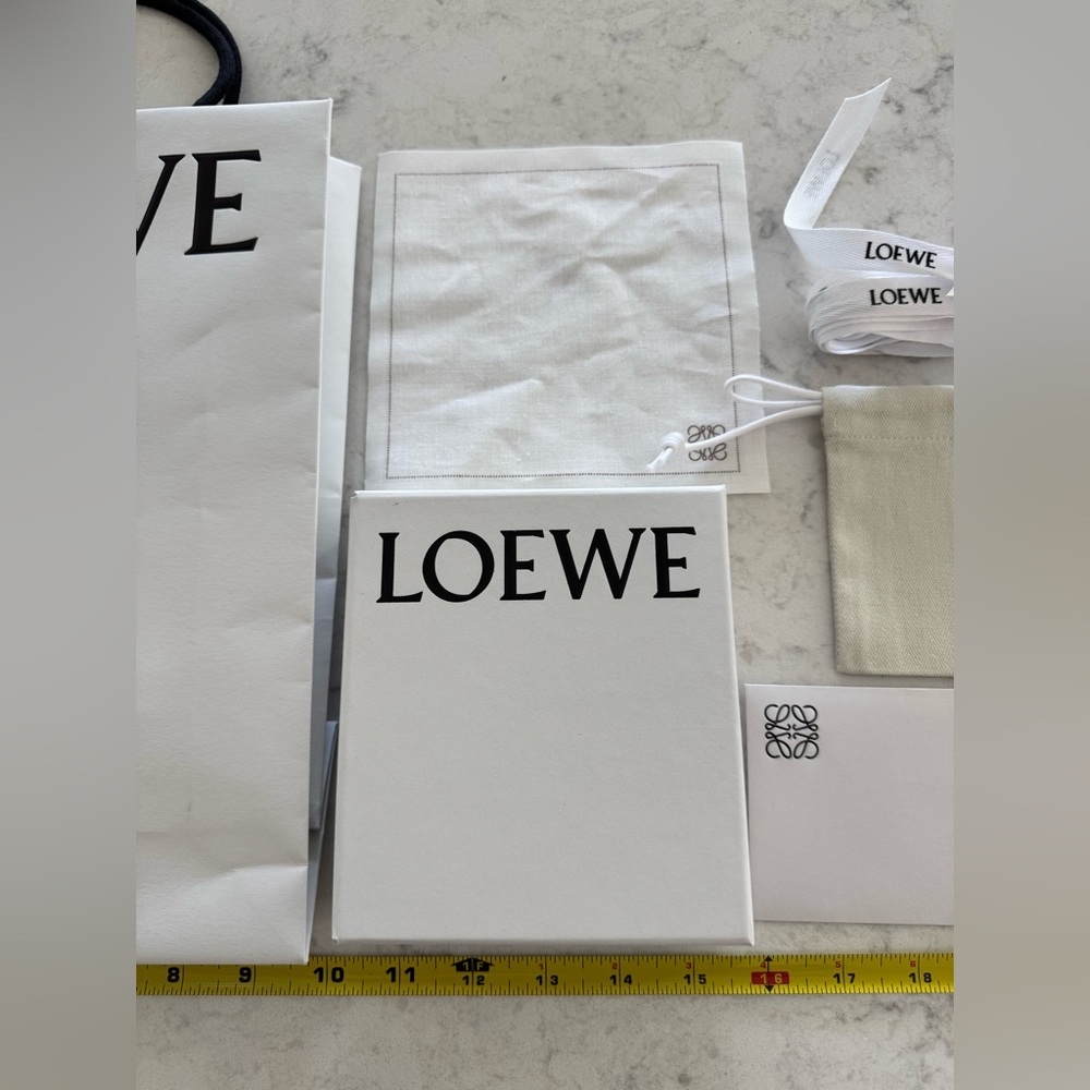 Loewe White and Black Shopping Set - Picture 3 of 7